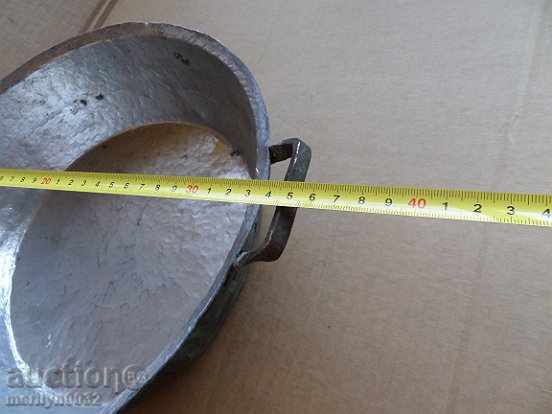 Delivery of Baked tray, copper pot, baker, sahane, honey, pan, tass Delivery of Baked tray, copper pot, baker, sahane, honey, pan, tass