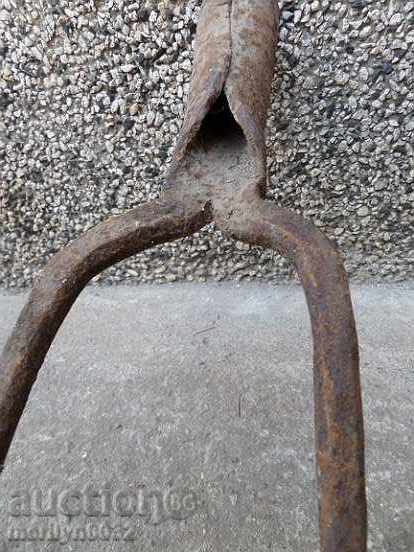 Auction Double tooth, villa for sugar beet extraction, stew iron Auction Double tooth, villa for sugar beet extraction, stew iron