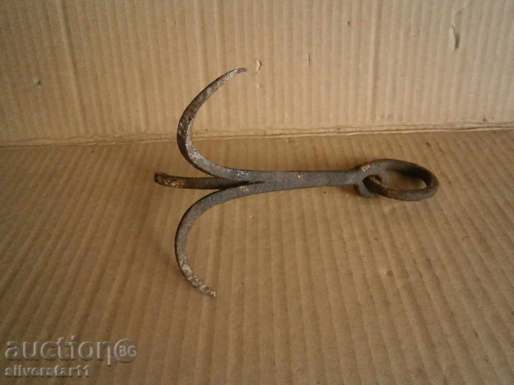 Delivery of an old forged hook Delivery of an old forged hook