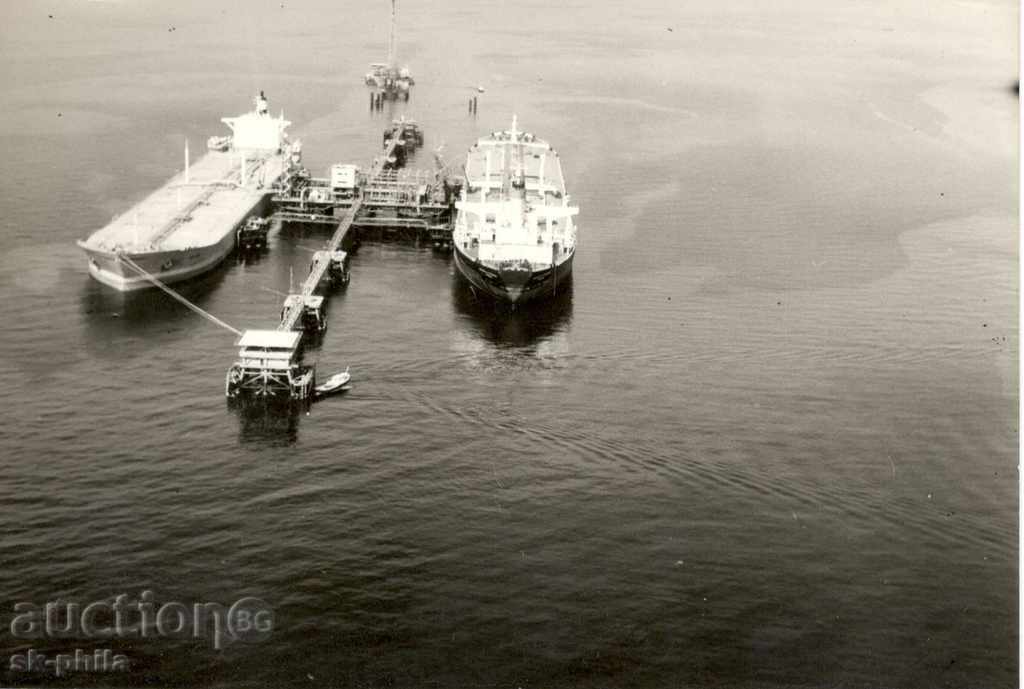 Снимка - Кораби - Свързани танкери