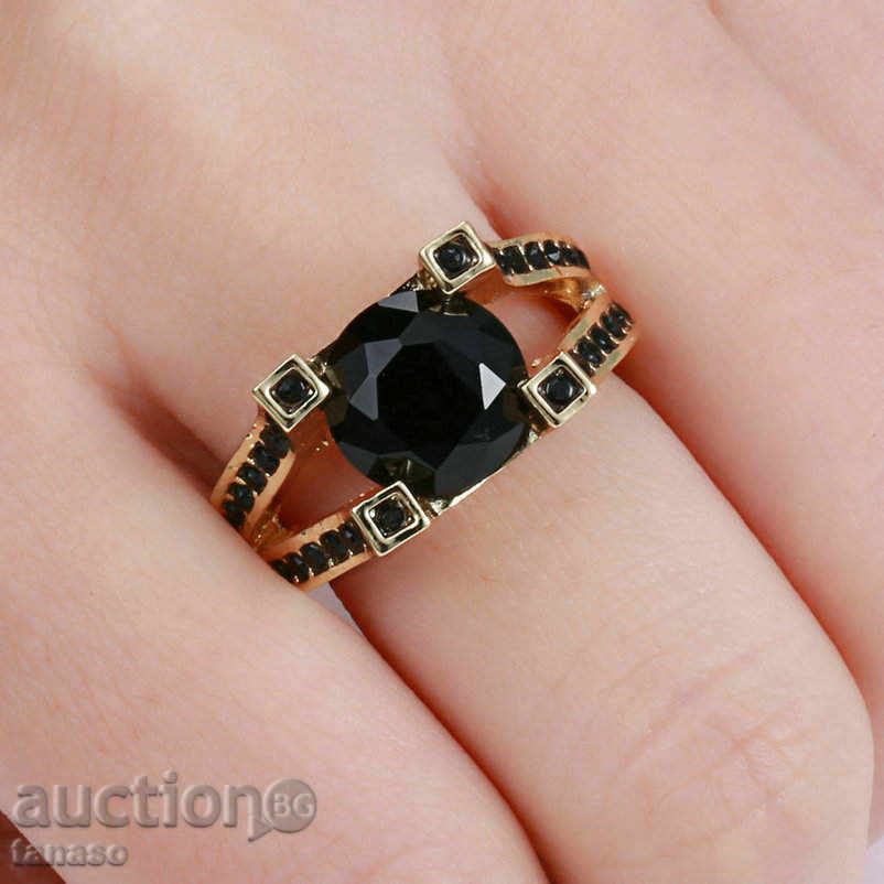 Пръстен №53 с Черен Сапфир и жълто родиево покритие с цена € 11.00 | 21.51 лв.