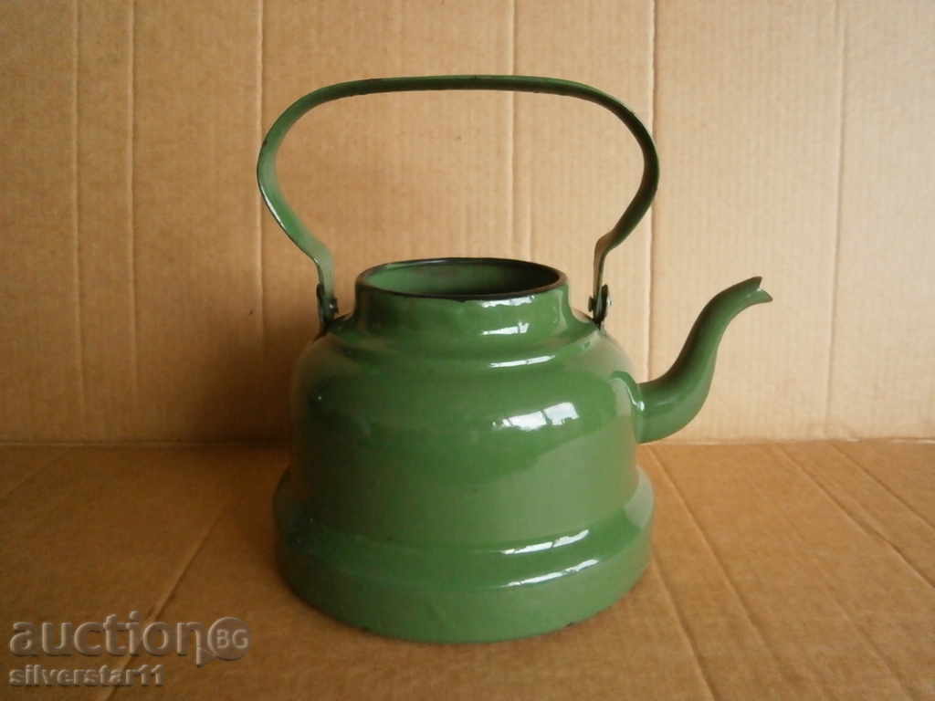 big enamel teapot 60th retro with price 15.00 BGN | € 7.67 big enamel teapot 60th retro with price 15.00 BGN | € 7.67