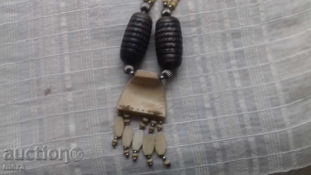 A great exquisite ivory necklace and exotic wood - 5 A great exquisite ivory necklace and exotic wood - 5