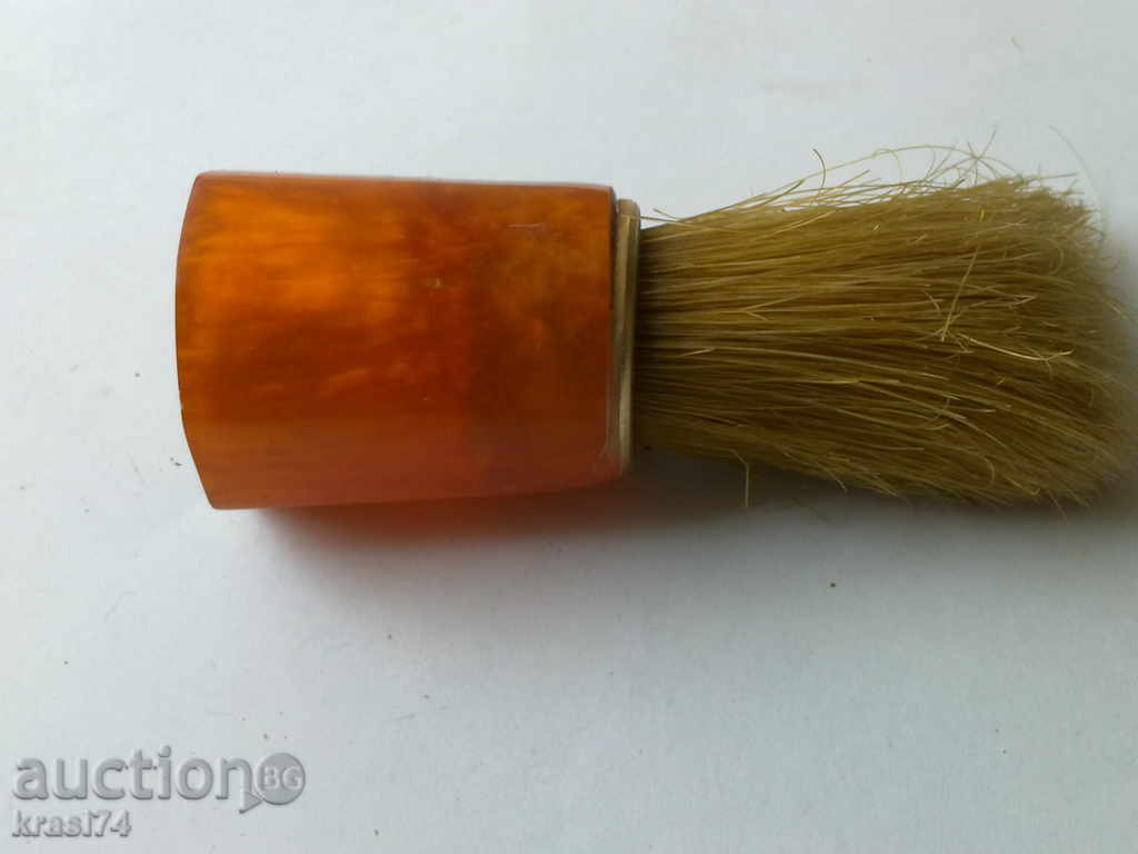 Стара четка за бръснене с цена 10.00 лв. | € 5.11 Стара четка за бръснене с цена 10.00 лв. | € 5.11