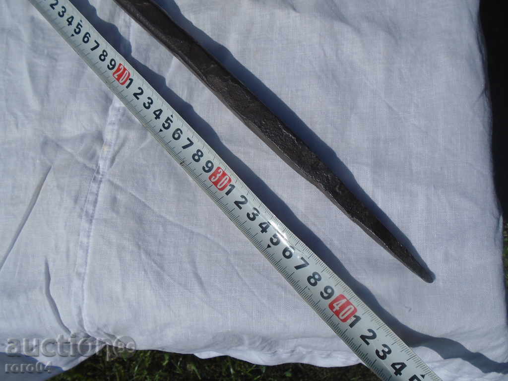Delivery of HUGE OLD HAND FORGED NAIL / NAIL - XXL SIZE Delivery of HUGE OLD HAND FORGED NAIL / NAIL - XXL SIZE