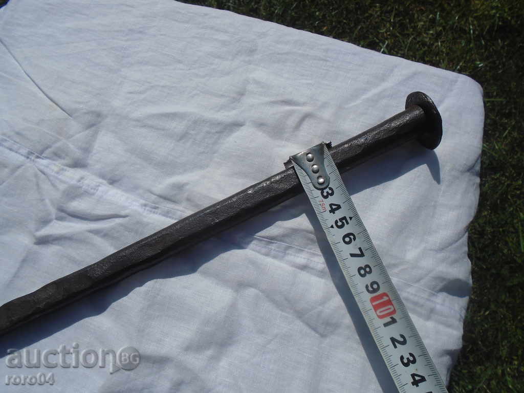 HUGE OLD HAND FORGED NAIL / NAIL - XXL SIZE - 5 HUGE OLD HAND FORGED NAIL / NAIL - XXL SIZE - 5