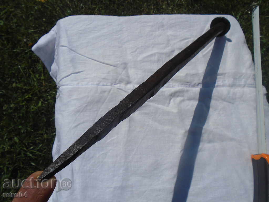 HUGE OLD HAND FORGED NAIL / NAIL - XXL SIZE - 7 HUGE OLD HAND FORGED NAIL / NAIL - XXL SIZE - 7