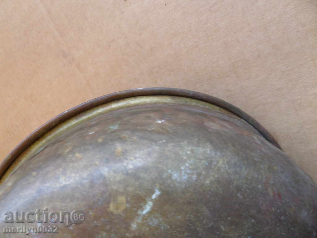 Delivery of Old brass tray for bath, hammam, baker, brass vessel Delivery of Old brass tray for bath, hammam, baker, brass vessel