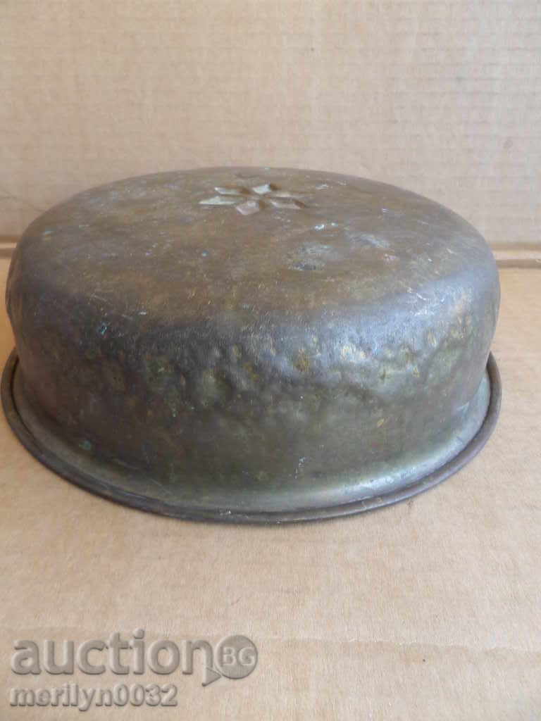 Old brass tray for bath, hammam, baker, brass vessel - 7 Old brass tray for bath, hammam, baker, brass vessel - 7