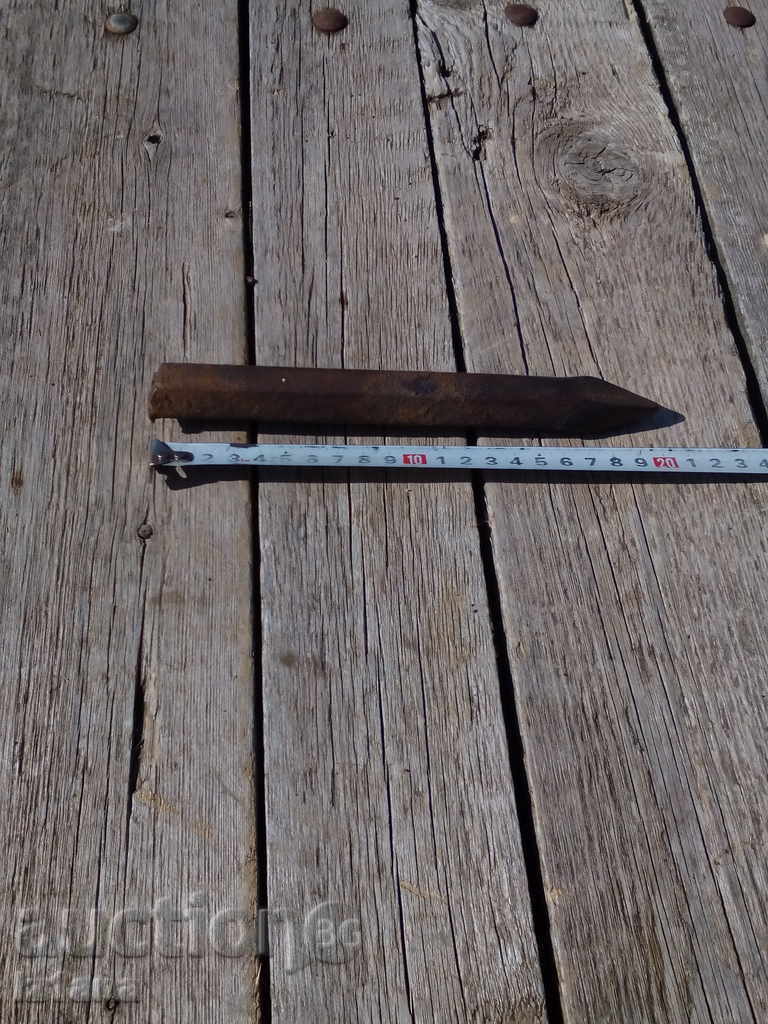 Auction An old stitch Auction An old stitch