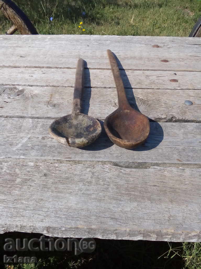 Delivery of An old wooden spoon Delivery of An old wooden spoon