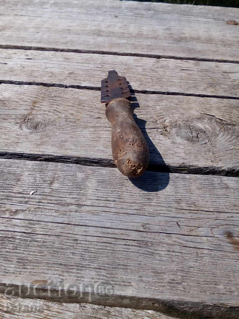 Delivery of Ancient tool