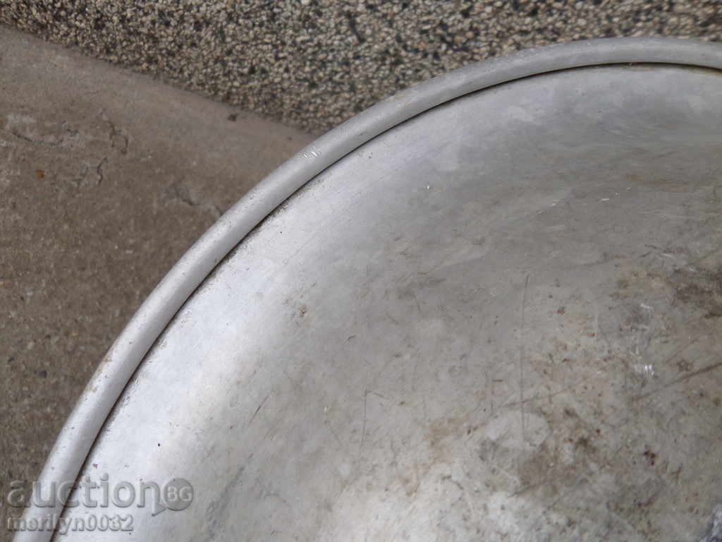 Old aluminum bowl bowl - 6