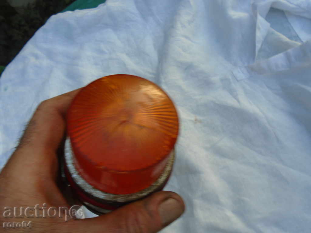 RED OLD LAMINATED TOBACCO, CHEESE WITH STICKED GLASS - 5 RED OLD LAMINATED TOBACCO, CHEESE WITH STICKED GLASS - 5