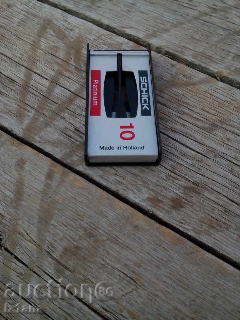 Transmiterea de aparate de ras SCHICK cu preț 6.00 BGN | € 3.07 Transmiterea de aparate de ras SCHICK cu preț 6.00 BGN | € 3.07