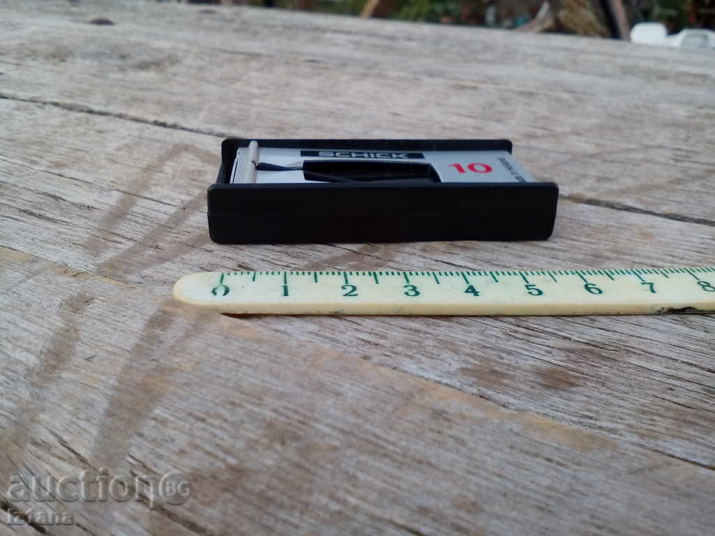 Livrarea Transmiterea de aparate de ras SCHICK Livrarea Transmiterea de aparate de ras SCHICK