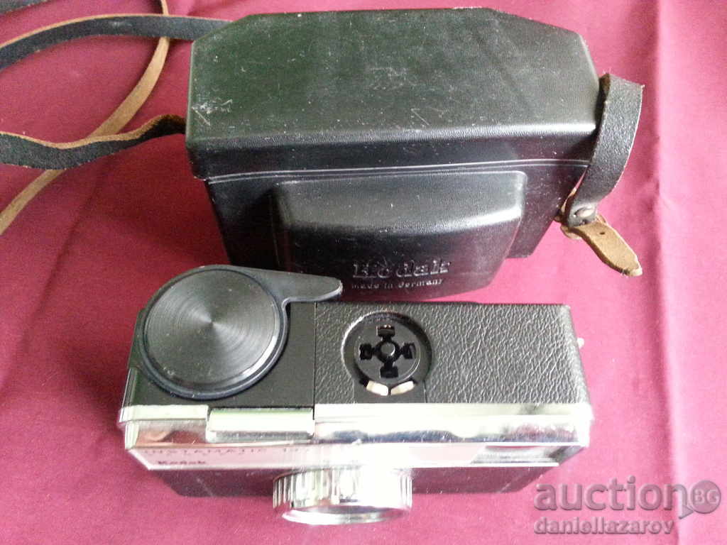 Delivery of Old Kodak Camera, Kodak 1968 Delivery of Old Kodak Camera, Kodak 1968