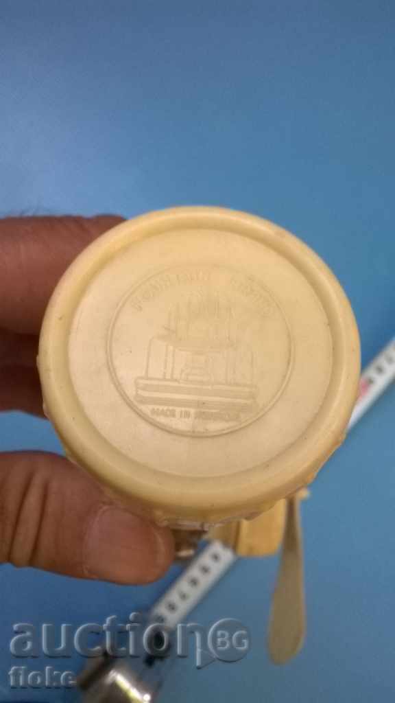 Delivery of Flashlight, projector, fan