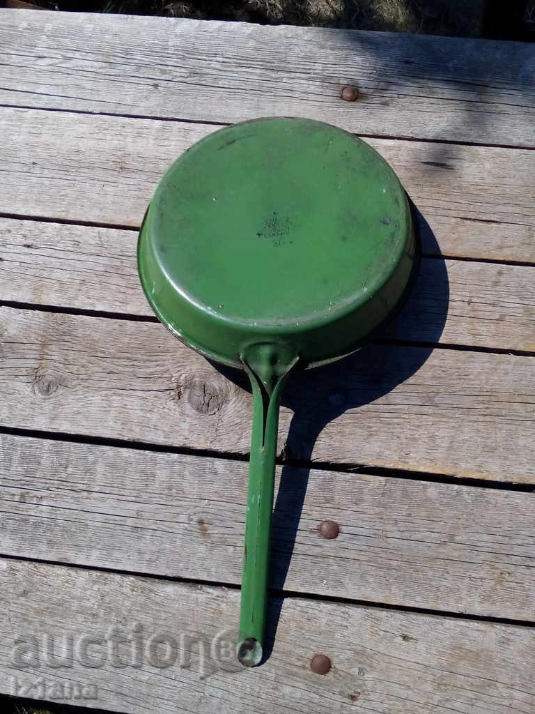 Enamelled pan - 6 Enamelled pan - 6