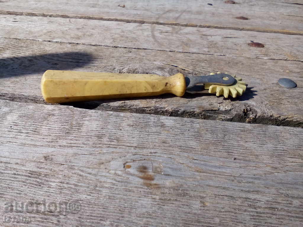 Auction Beekeeping tool Auction Beekeeping tool