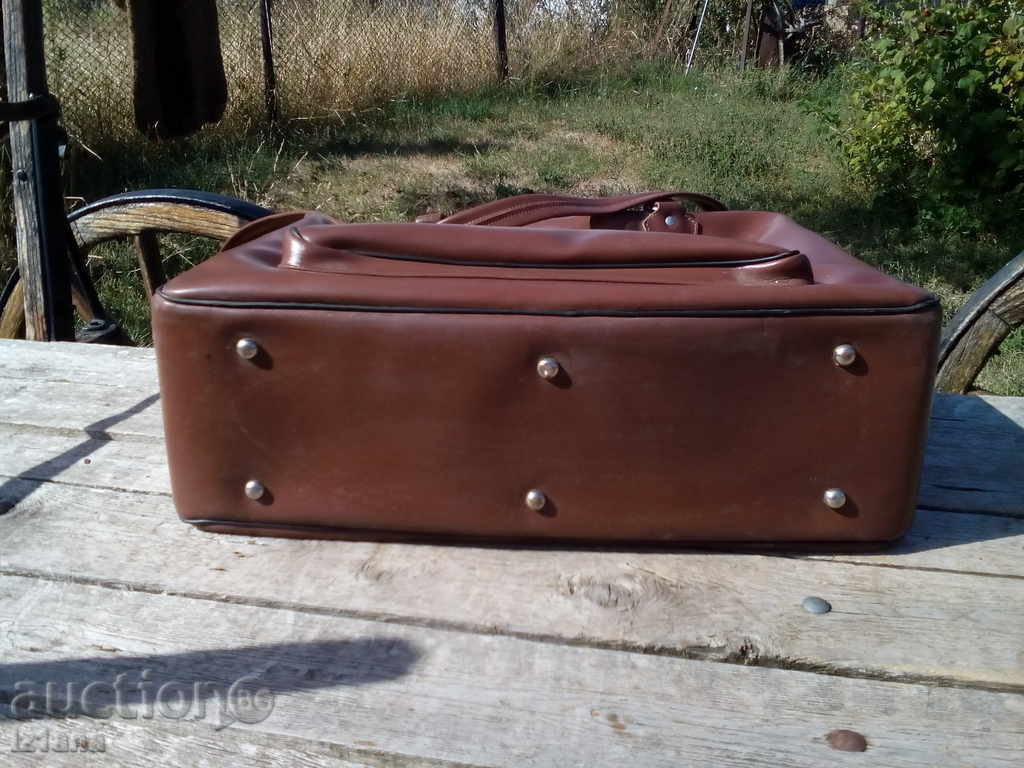 An old leather bag, a bag - 5