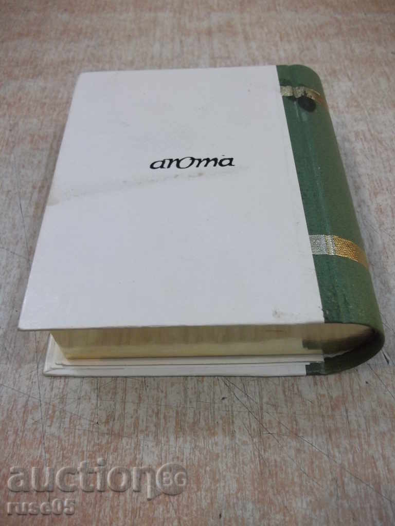 A box of perfume set "Rose de Bulgarie" from Sotsa - 6 A box of perfume set "Rose de Bulgarie" from Sotsa - 6