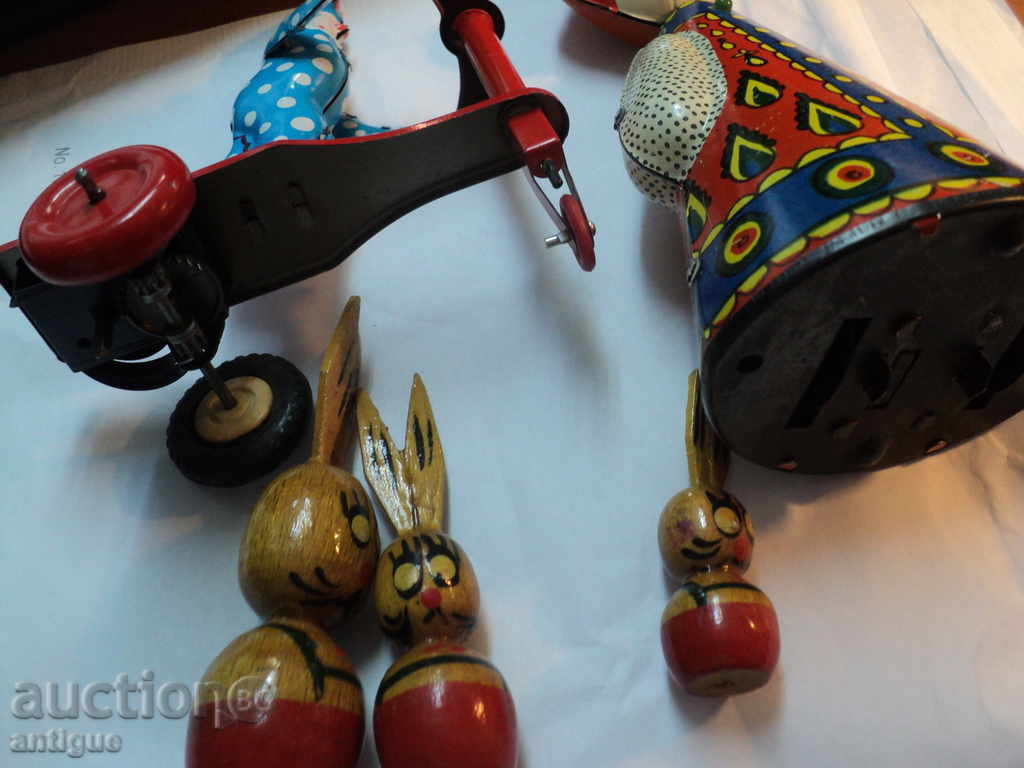 LOT OLD METAL TOYS-RUSSIAN. - 5 LOT OLD METAL TOYS-RUSSIAN. - 5
