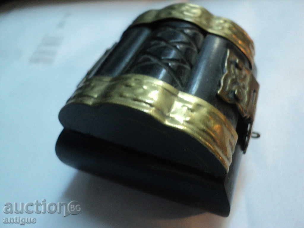 OLD ΚΟΥΤΙ ΓΙΑ ΚΟΣΜΗΜΑΤΑ. - 6 OLD ΚΟΥΤΙ ΓΙΑ ΚΟΣΜΗΜΑΤΑ. - 6