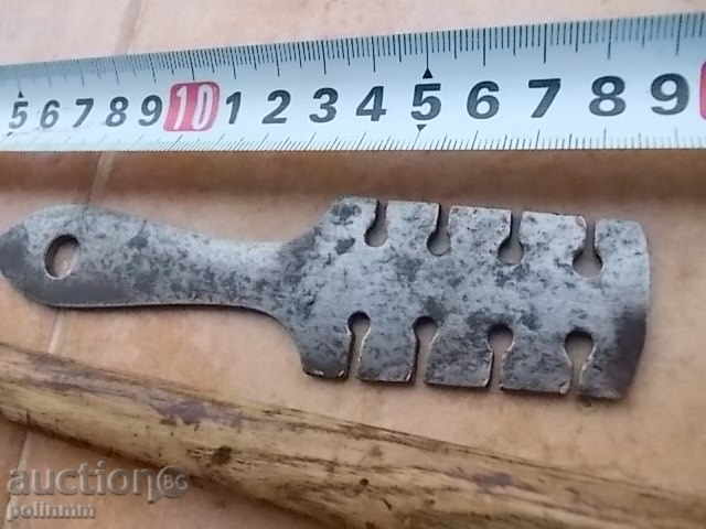 Auction Old instruments - 3 pcs. Auction Old instruments - 3 pcs.