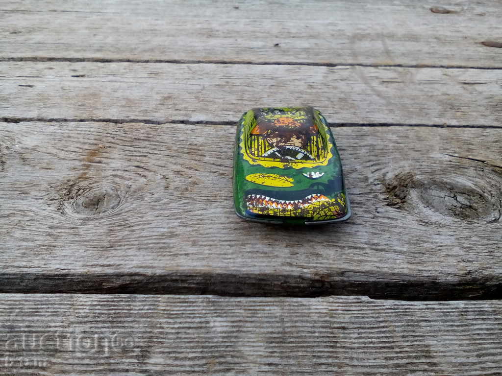 Metal stroller with price 5.00 BGN | € 2.56 Metal stroller with price 5.00 BGN | € 2.56