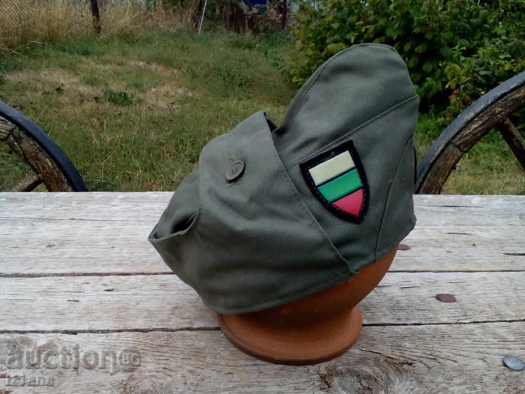 Military cap, hat with price 10.00 BGN | € 5.11 Military cap, hat with price 10.00 BGN | € 5.11