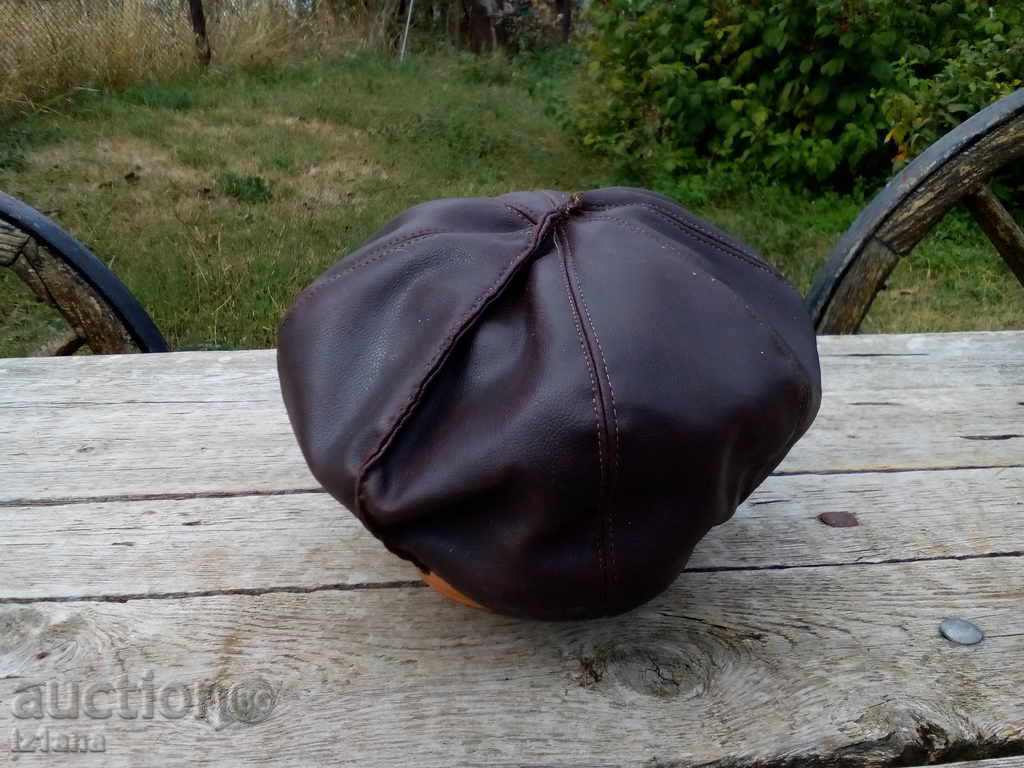 Auction Leather casket Auction Leather casket