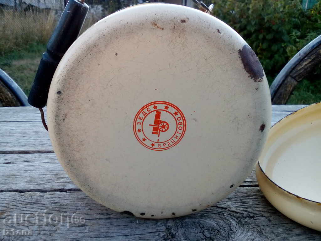 Enamelled kettle - 5 Enamelled kettle - 5