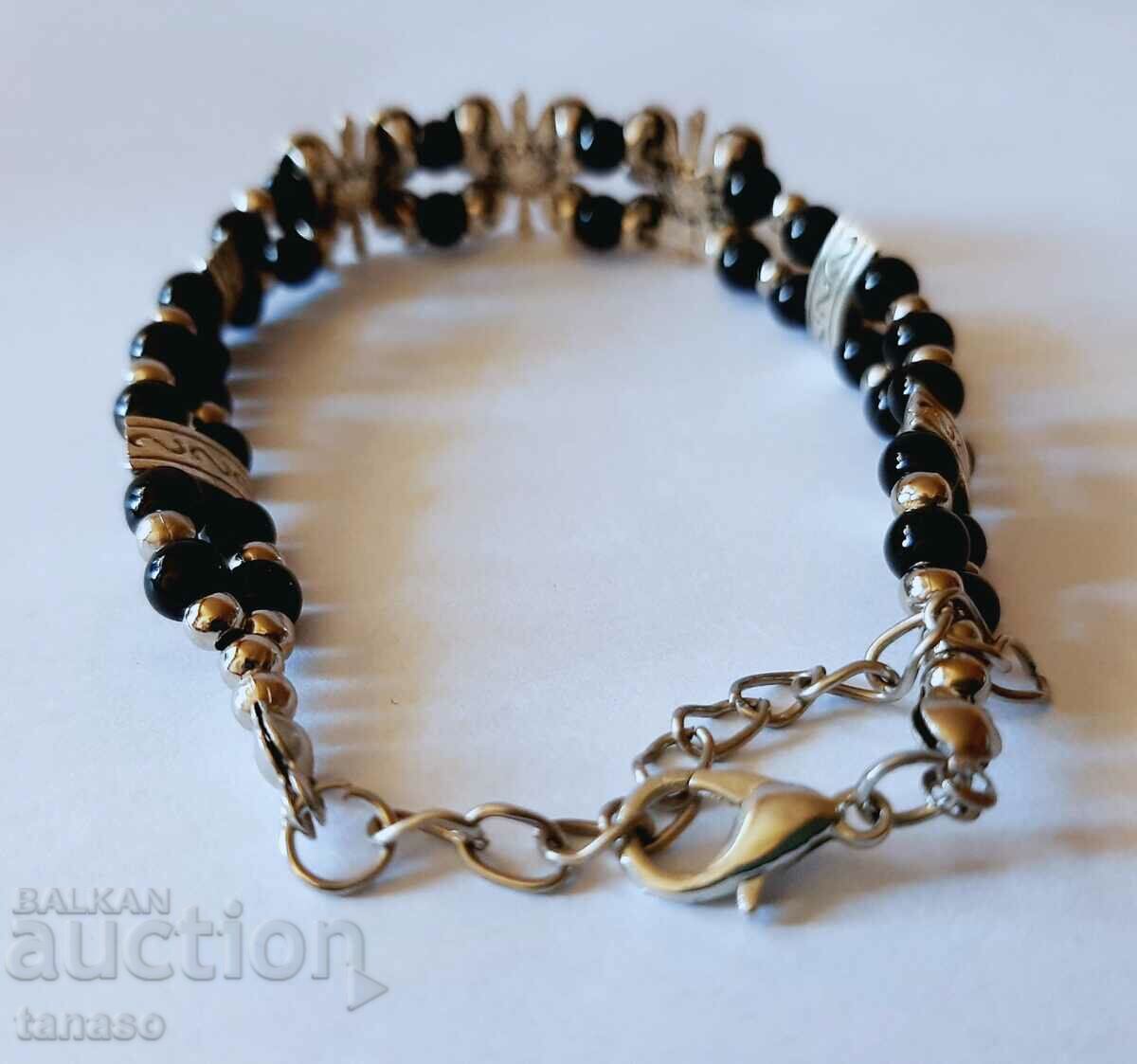 Licitație Bratara tibetana din argint si margele