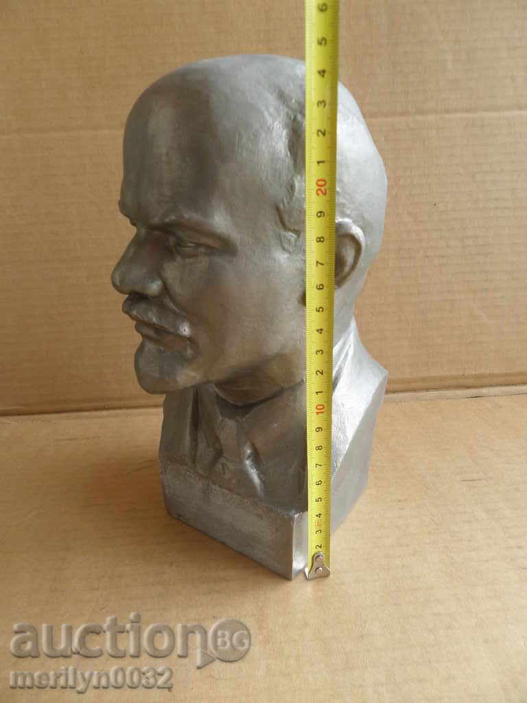 Auction Aluminum bust of Lenin, figure, plastic, statuette Auction Aluminum bust of Lenin, figure, plastic, statuette