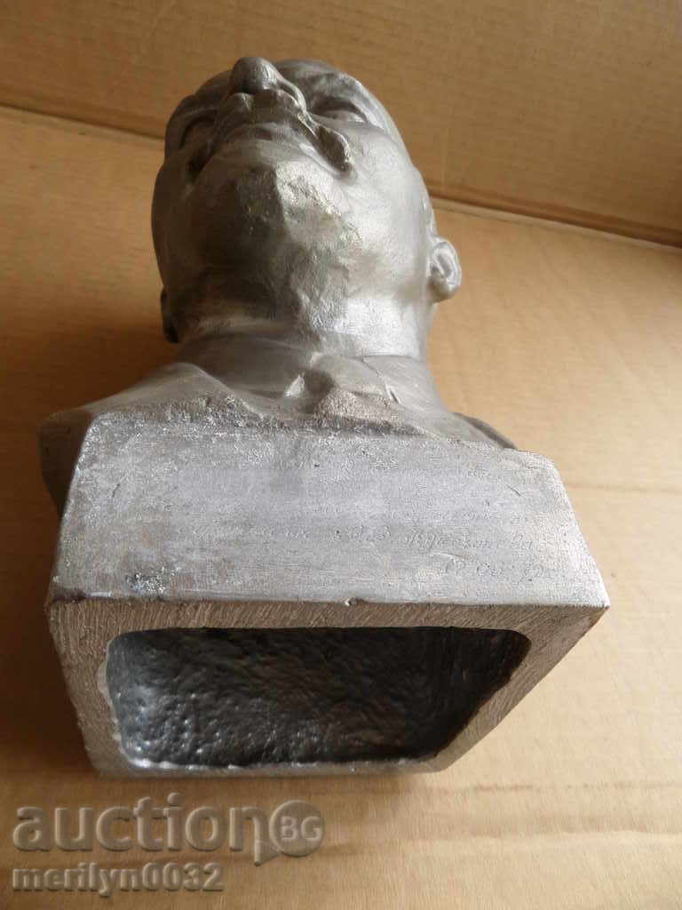 Aluminum bust of Lenin, figure, plastic, statuette - 7 Aluminum bust of Lenin, figure, plastic, statuette - 7