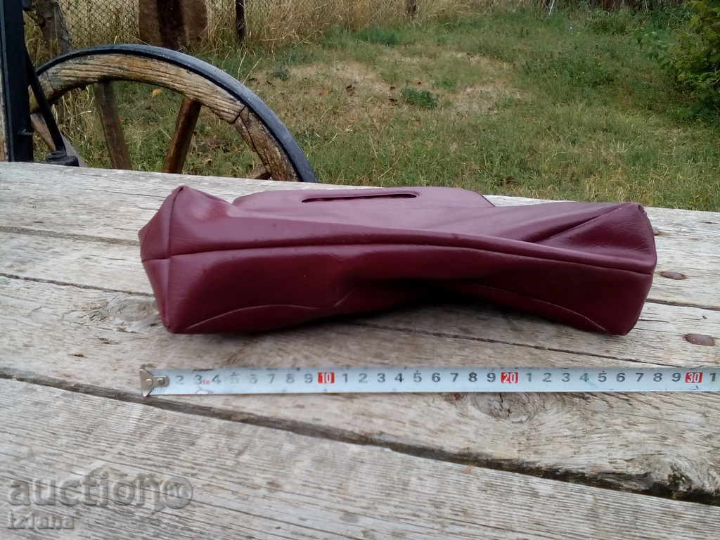 Доставка на Кожена чанта Доставка на Кожена чанта