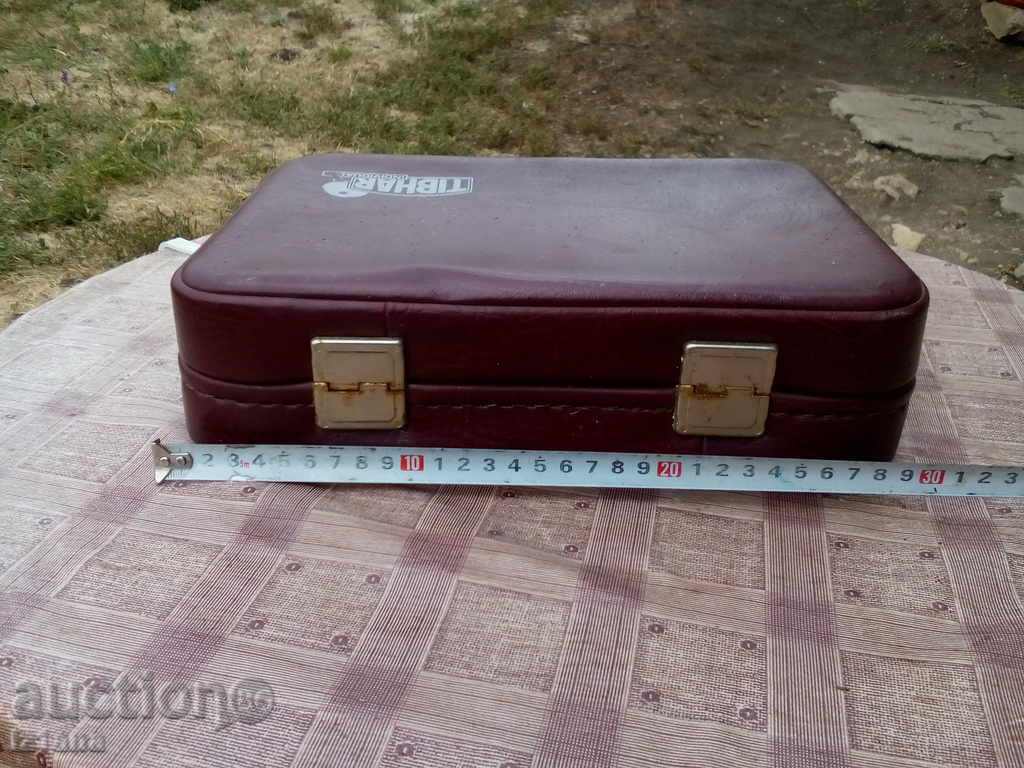 Аукцион Кожено куфарче,чанта Аукцион Кожено куфарче,чанта