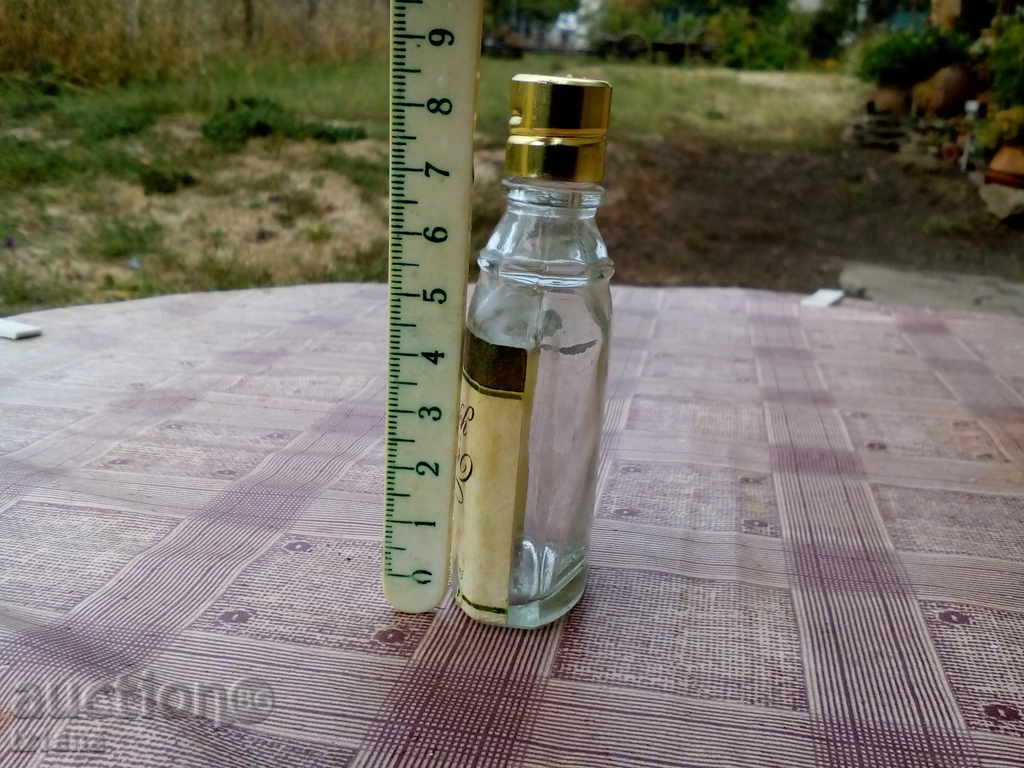 Auction Bottle of perfume kölnisch wasser Auction Bottle of perfume kölnisch wasser