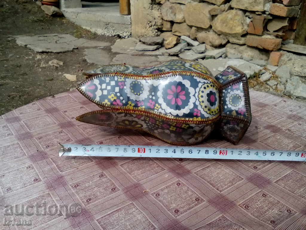 Δημοπρασία δερμάτινα βάζο Δημοπρασία δερμάτινα βάζο