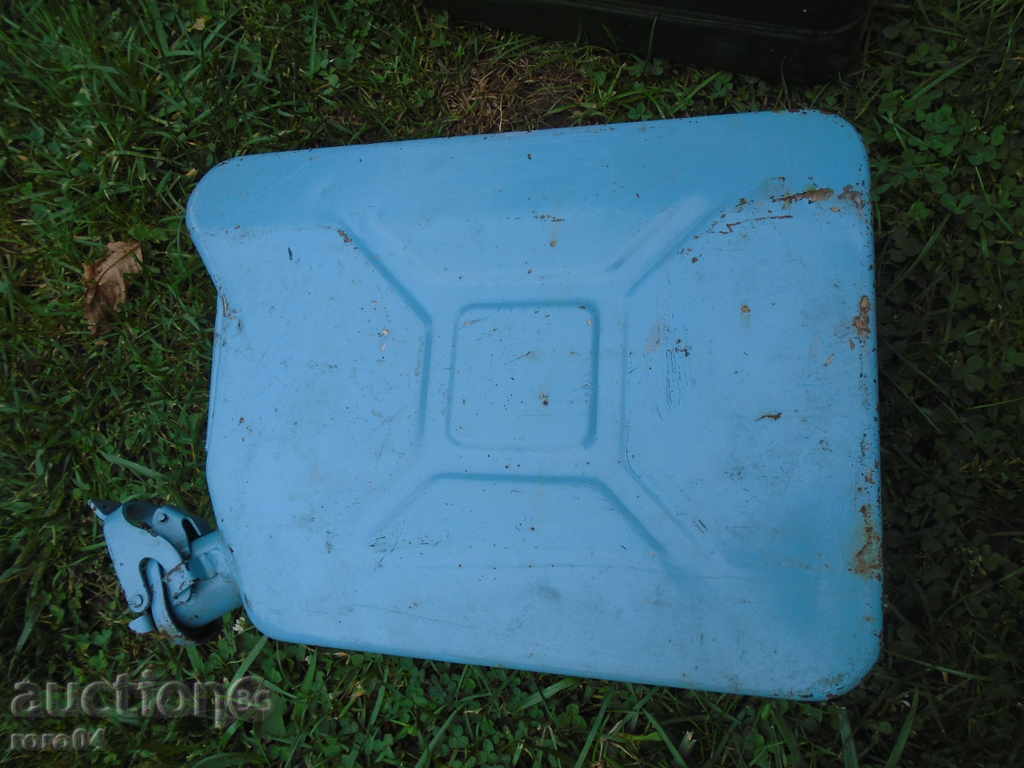 Δημοπρασία STARA μικρό φύλλο μεταλλικού σωλήνα βενζίνης - SR2316 Δημοπρασία STARA μικρό φύλλο μεταλλικού σωλήνα βενζίνης - SR2316