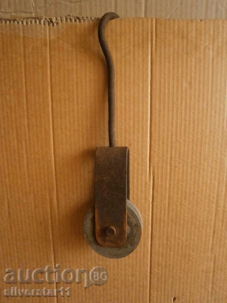 Reel pulley roller sleeve with price 25.00 BGN | € 12.78 Reel pulley roller sleeve with price 25.00 BGN | € 12.78