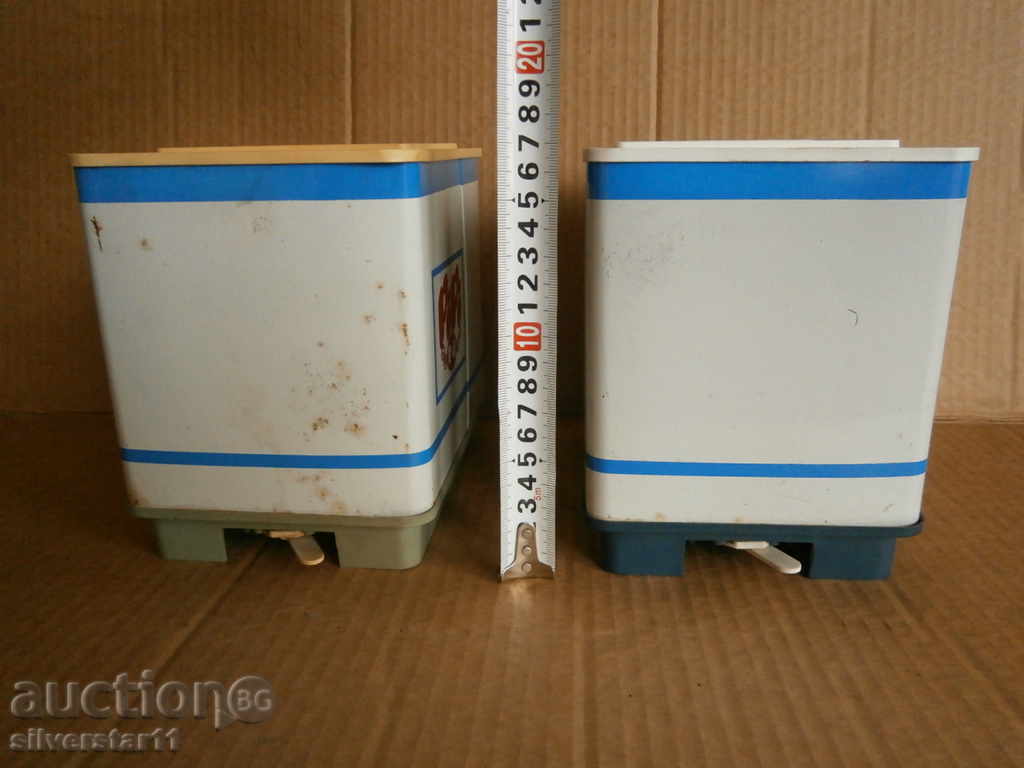 Auction antique sheet metal laundering set Auction antique sheet metal laundering set