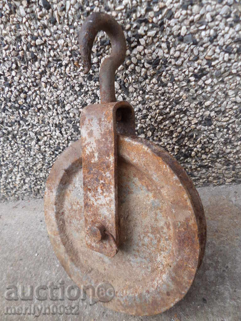 Auction Old forged roller polystyrene wrought iron Auction Old forged roller polystyrene wrought iron