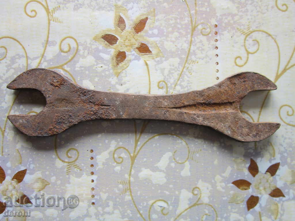 Old special hand forged wrench for wrought iron wagon with price 10.00 BGN | € 5.11 Old special hand forged wrench for wrought iron wagon with price 10.00 BGN | € 5.11