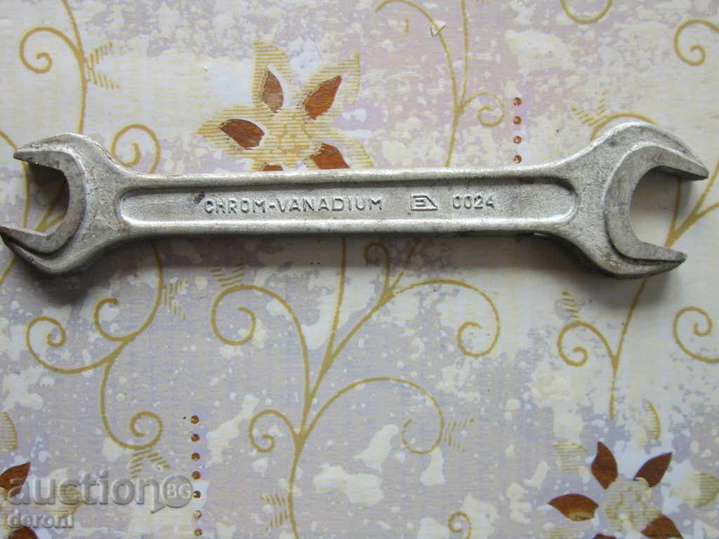Auction  Mark Wrenches Markings