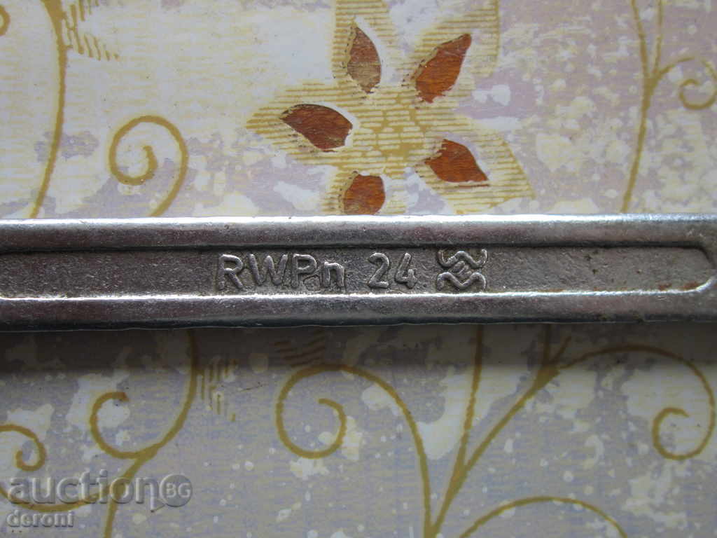 Mark wrench 24 with price 10.00 BGN | € 5.11