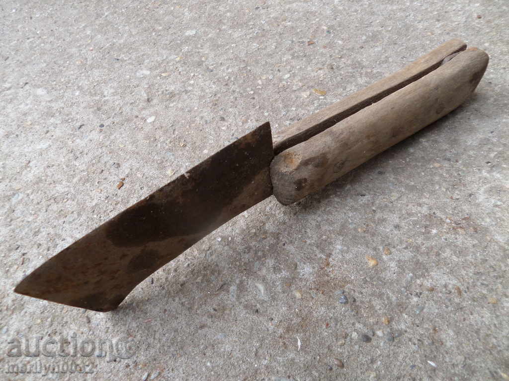 Old forged scythe, ax, hoop, knife, machete, blade with price 39.00 BGN | € 19.94 Old forged scythe, ax, hoop, knife, machete, blade with price 39.00 BGN | € 19.94
