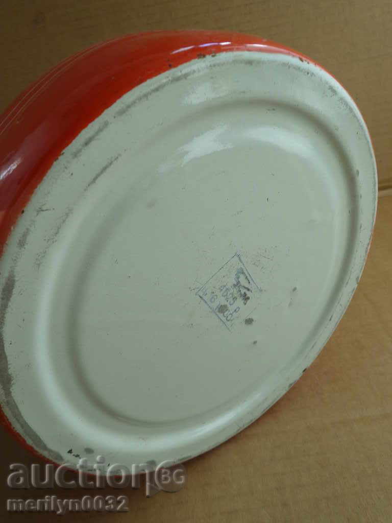 Аукцион Емайлиран чайник от соца, съд с емайл, СССР Аукцион Емайлиран чайник от соца, съд с емайл, СССР