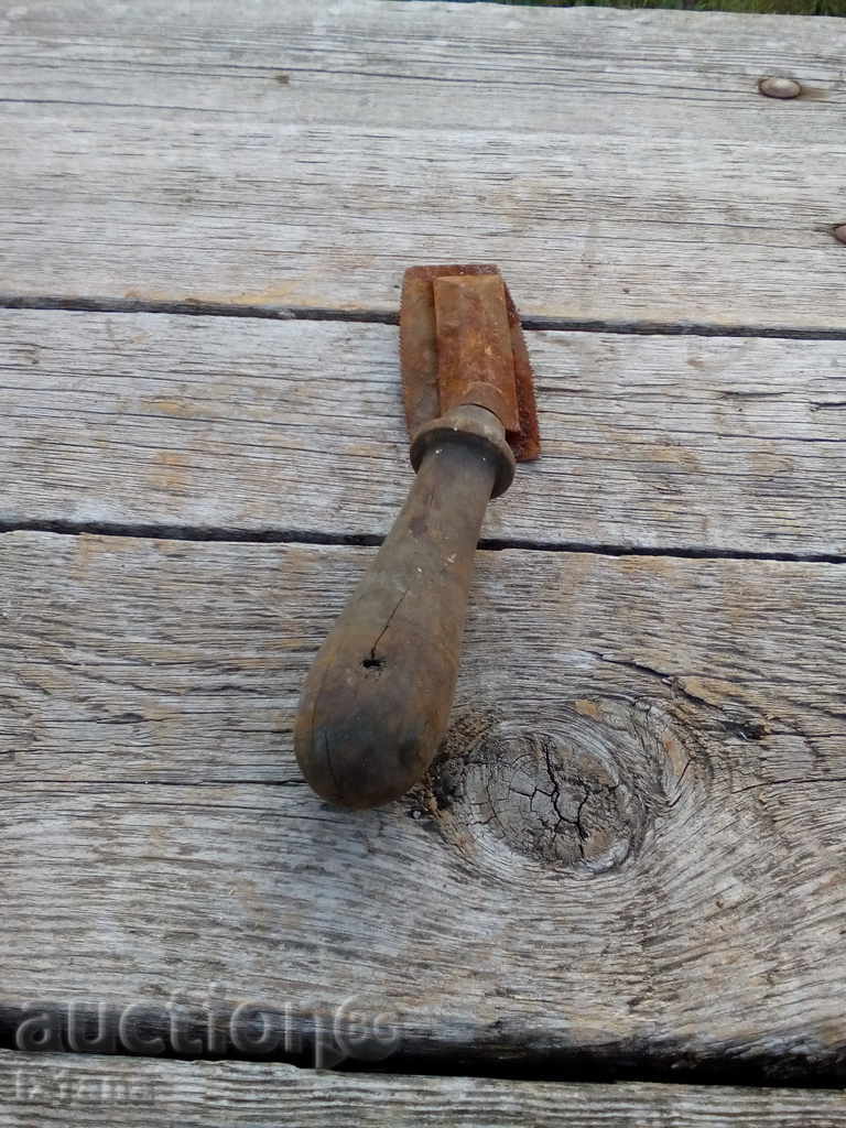 Delivery of Ancient tool Delivery of Ancient tool